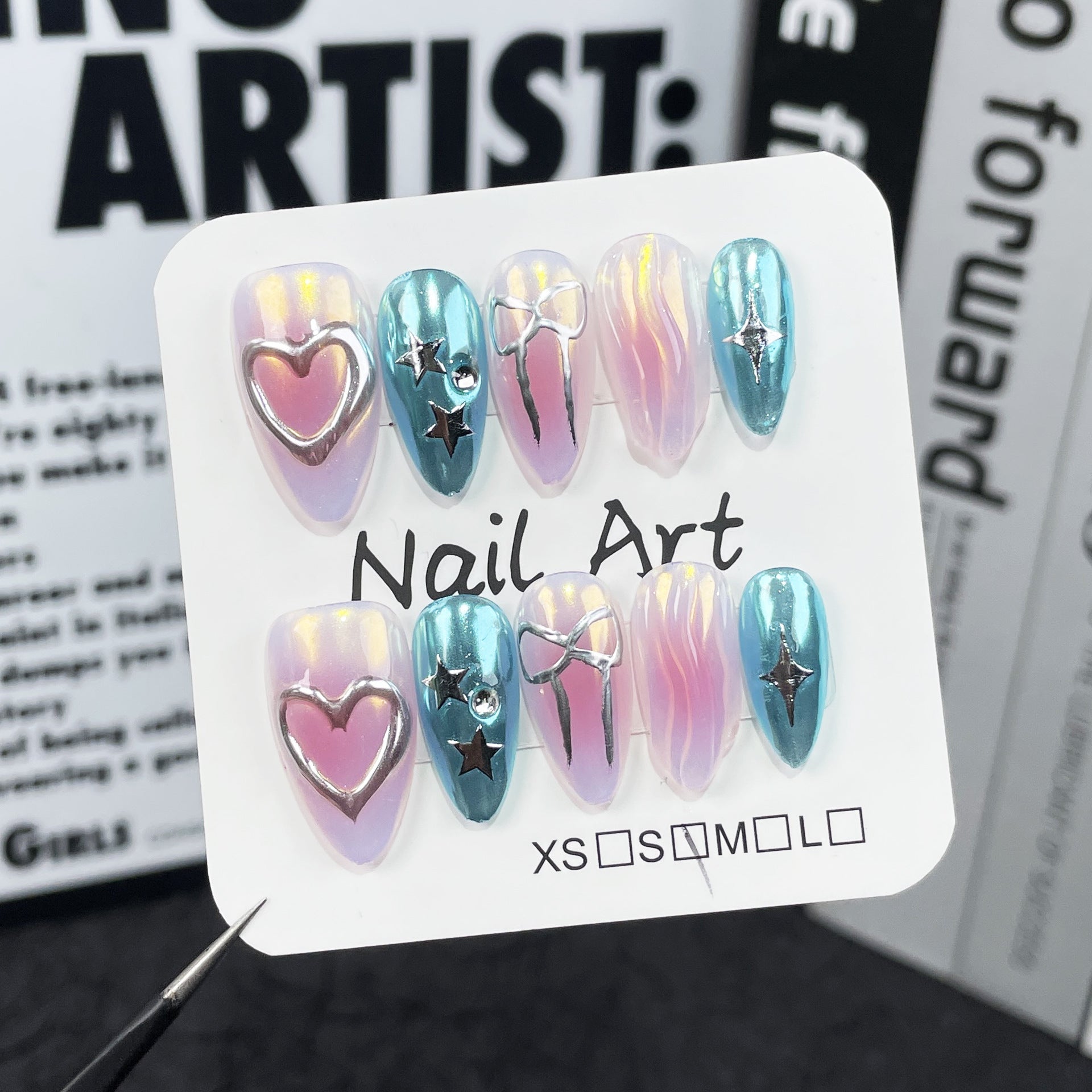 Aurora Metal Press on Nail - Laura MarlaPress on Nail