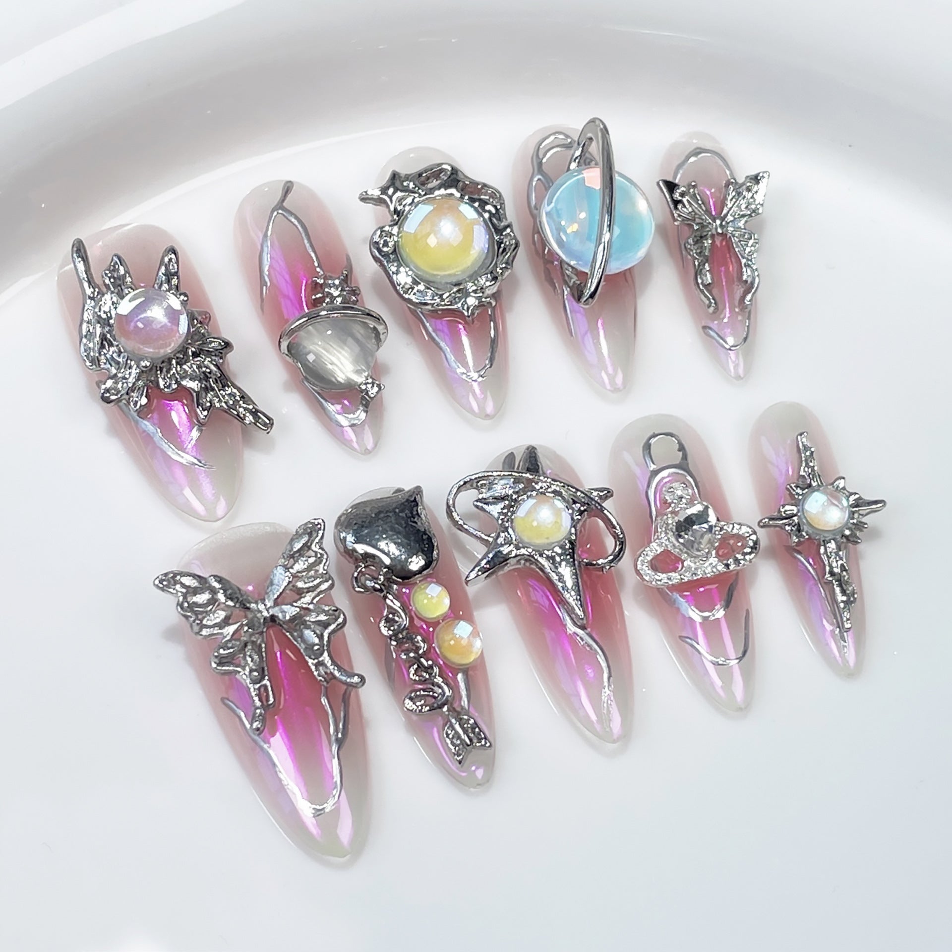 Aurora Press on Nail - Laura MarlaPress on Nail