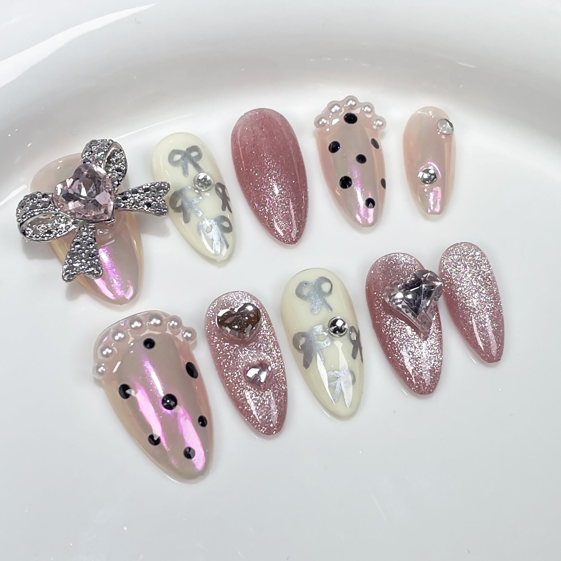 Aurora Press on Nail - Laura MarlaPress on Nail
