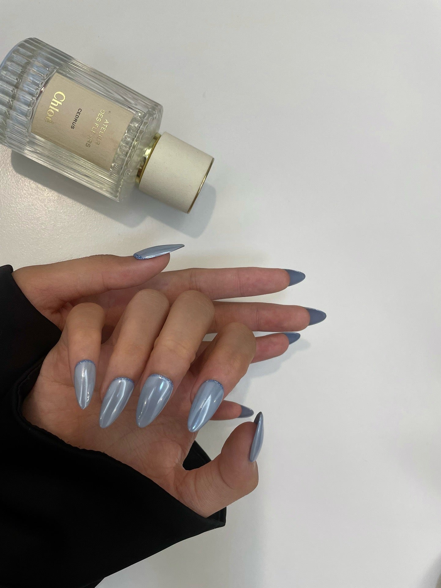 Baby Blue Shining Powder Press on Nail - Laura MarlaPress on Nail