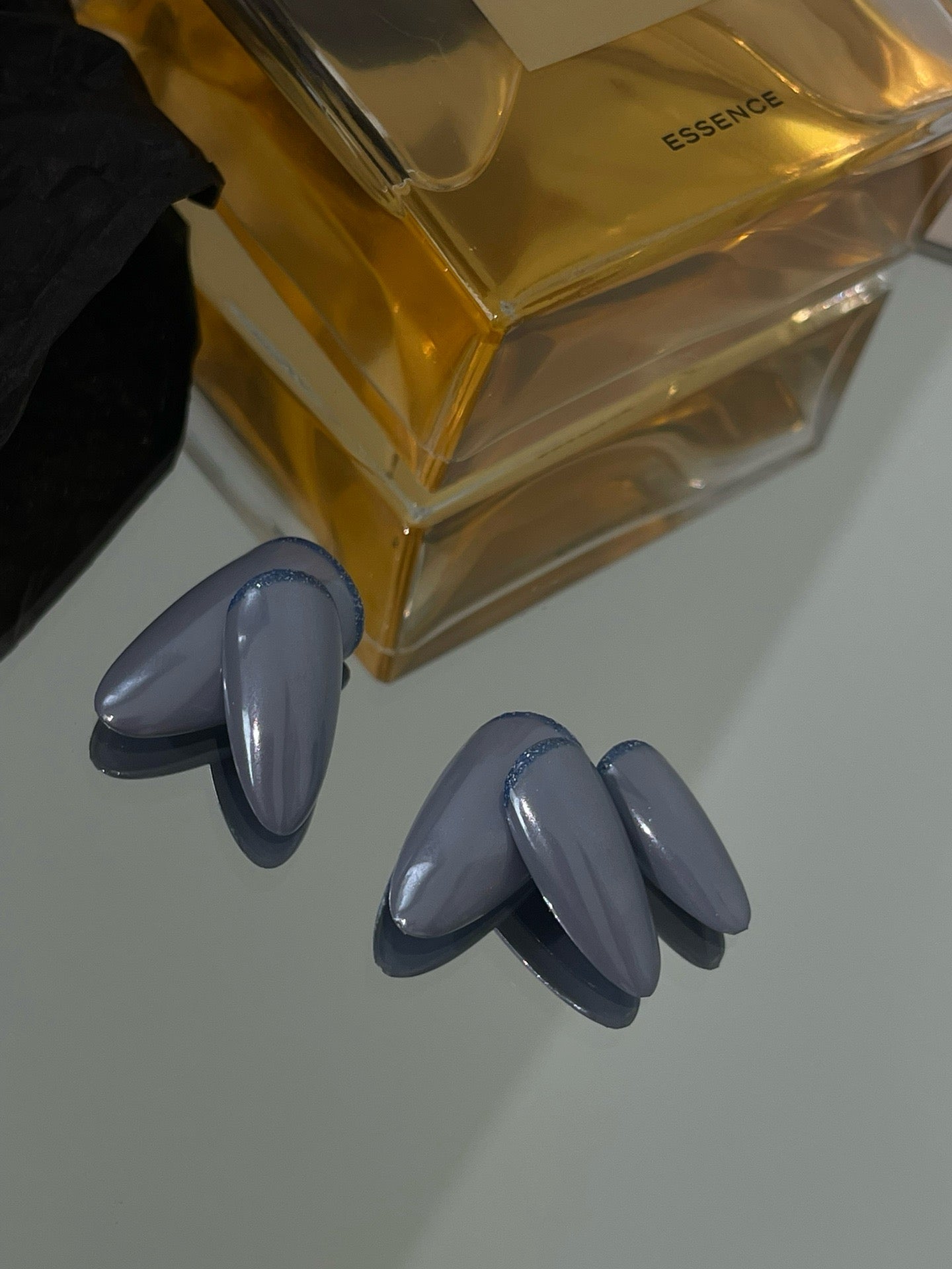Baby Blue Shining Powder Press on Nail - Laura MarlaPress on Nail