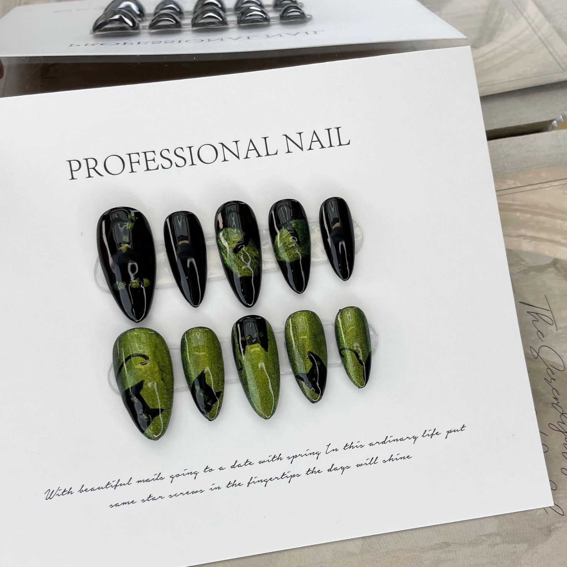 Cool Cat Eyes Press on Nail - Laura MarlaPress on Nail