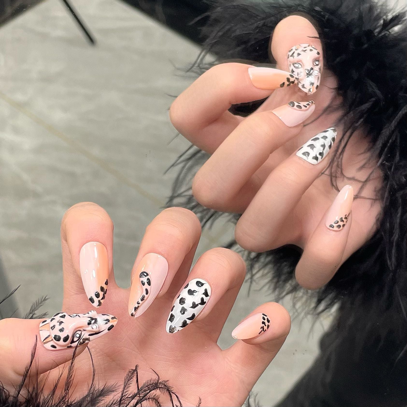 Hand-painted Leopard Press on Nail - Laura MarlaPress on Nail