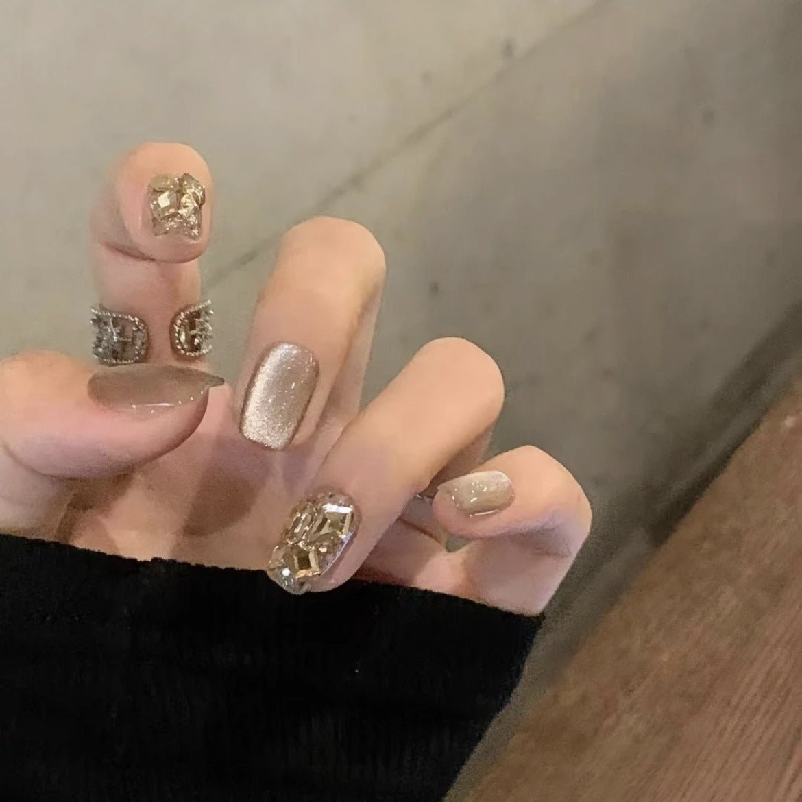 Milk Tea Press on Nail - Laura MarlaPress on Nail