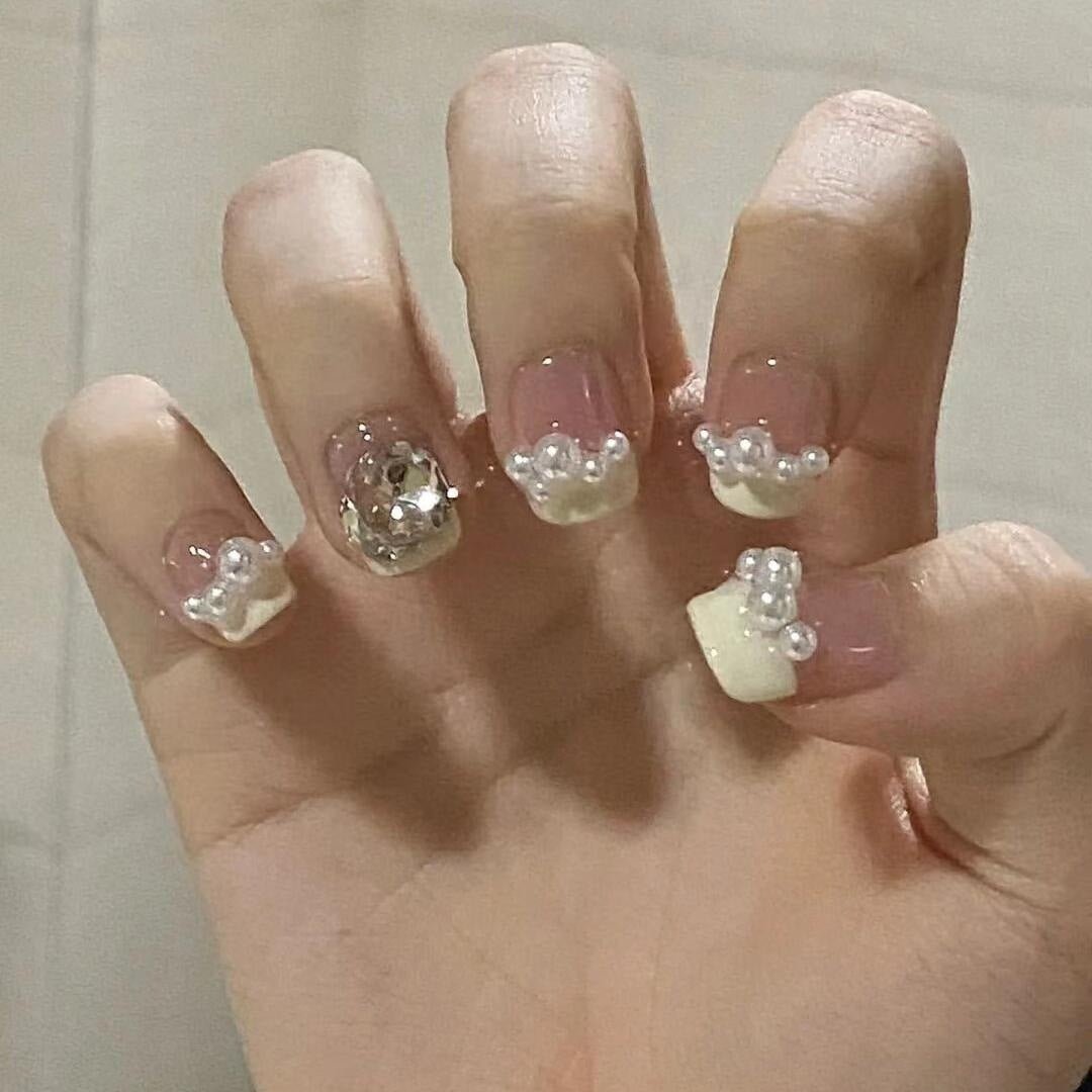 Pearl Cream Puff Press on Nail - Laura MarlaPress on Nail