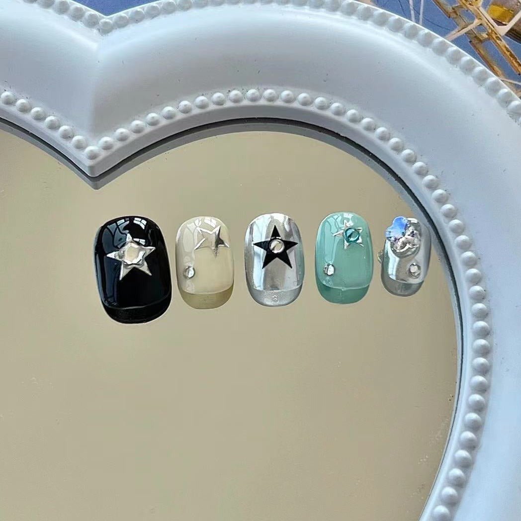 Y2K Star Press on Nail - Laura MarlaPress on Nail